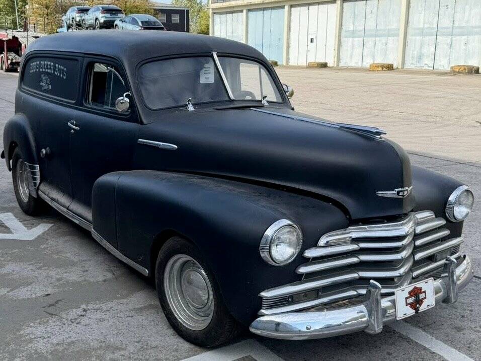 Image 1/8 of Chevrolet Stylemaster Business Coupé (1948)