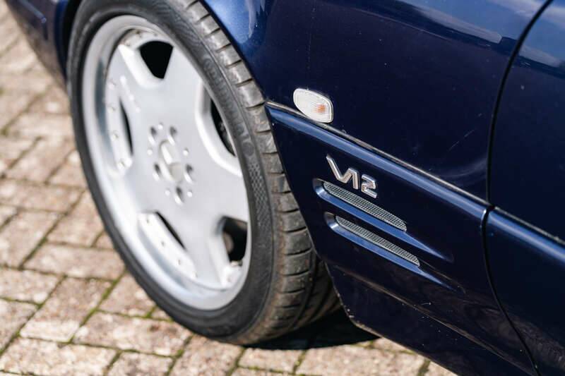 Image 16/50 of Mercedes-Benz SL 600 (2000)