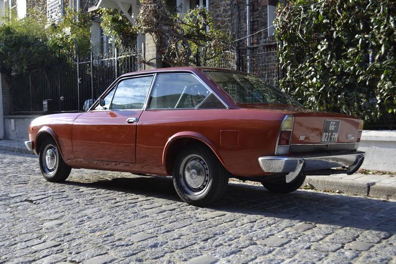 Image 16/56 of FIAT 124 Sport Coupe (1973)