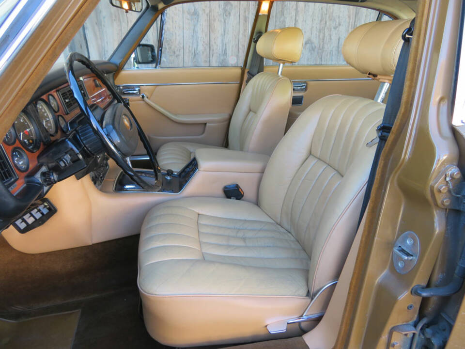 Bild 5/20 von Jaguar XJ 6 L 4.2 (1979)