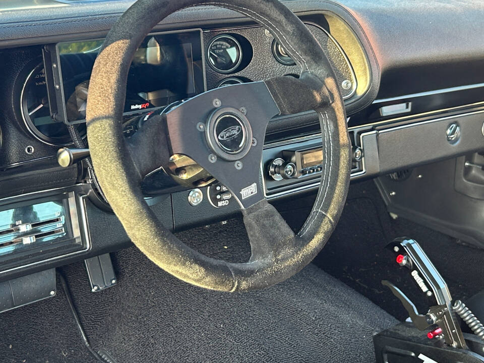 Image 63/100 of Chevrolet Camaro (1970)