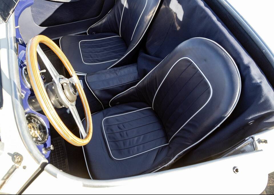 Immagine 2/8 di Austin-Healey 100&#x2F;4 (BN2) (1956)