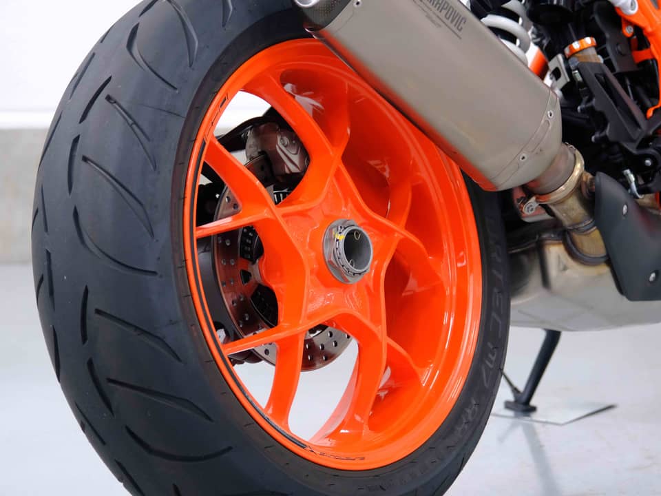 Image 75/83 of KTM 1290 Super Duke R (2018)