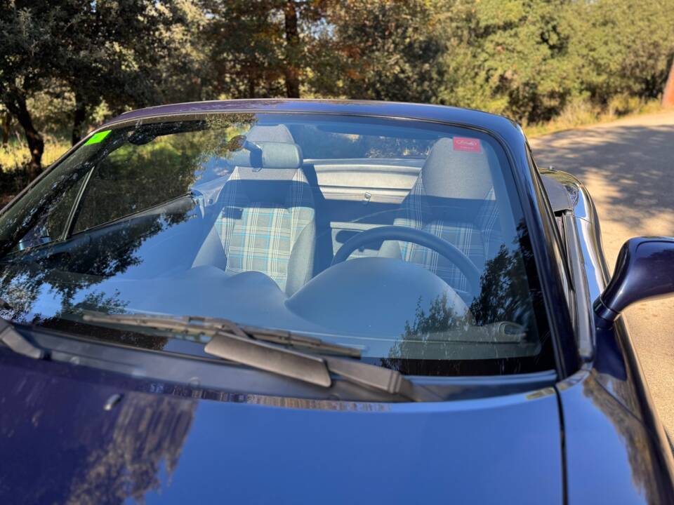 Imagen 42/43 de Mazda MX-5 1.8 (2001)