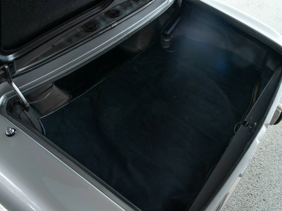 Bild 43/47 von ISO Rivolta 300 (1966)