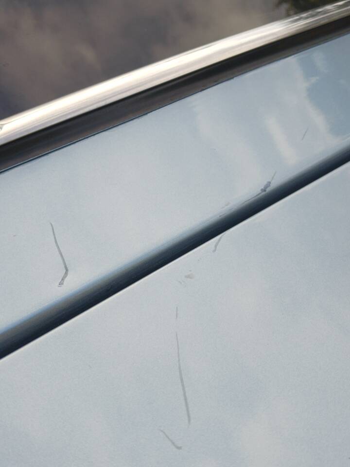 Bild 17/52 von Peugeot 504 (1979)