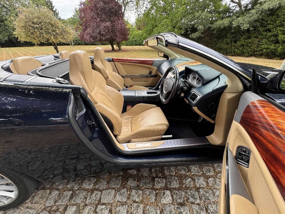Bild 20/30 von Aston Martin DB 9 Volante (2006)