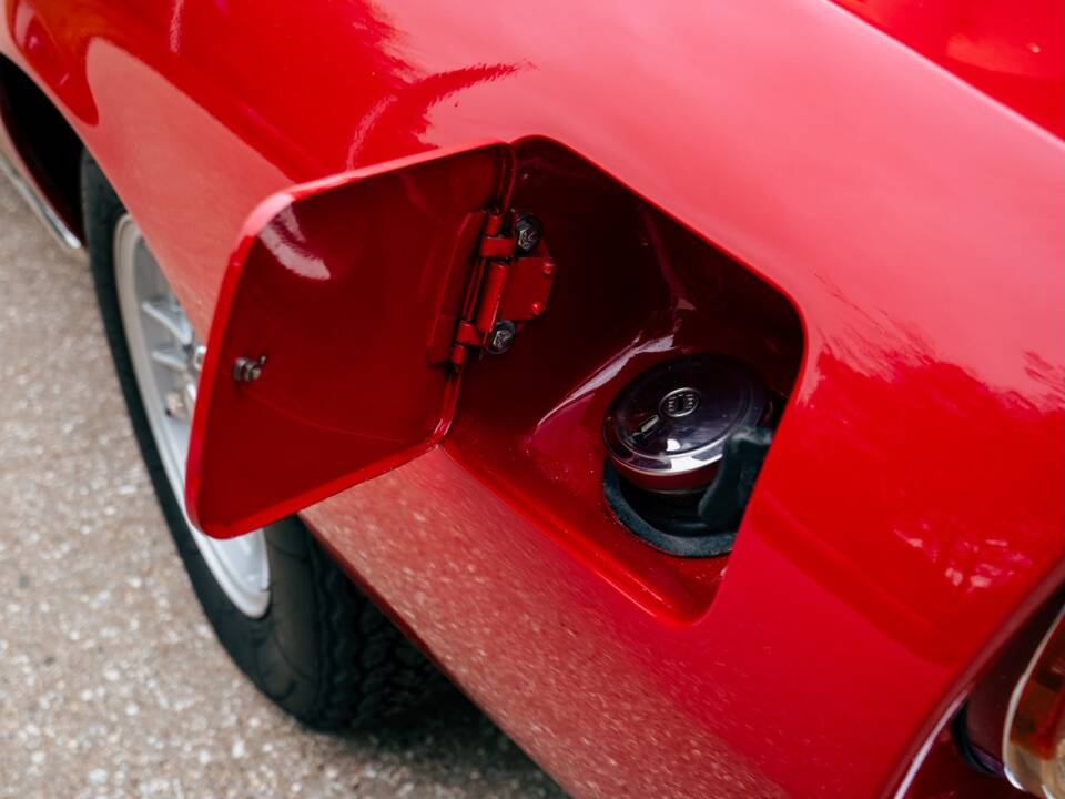 Image 46/65 of FIAT Dino Spider (1967)