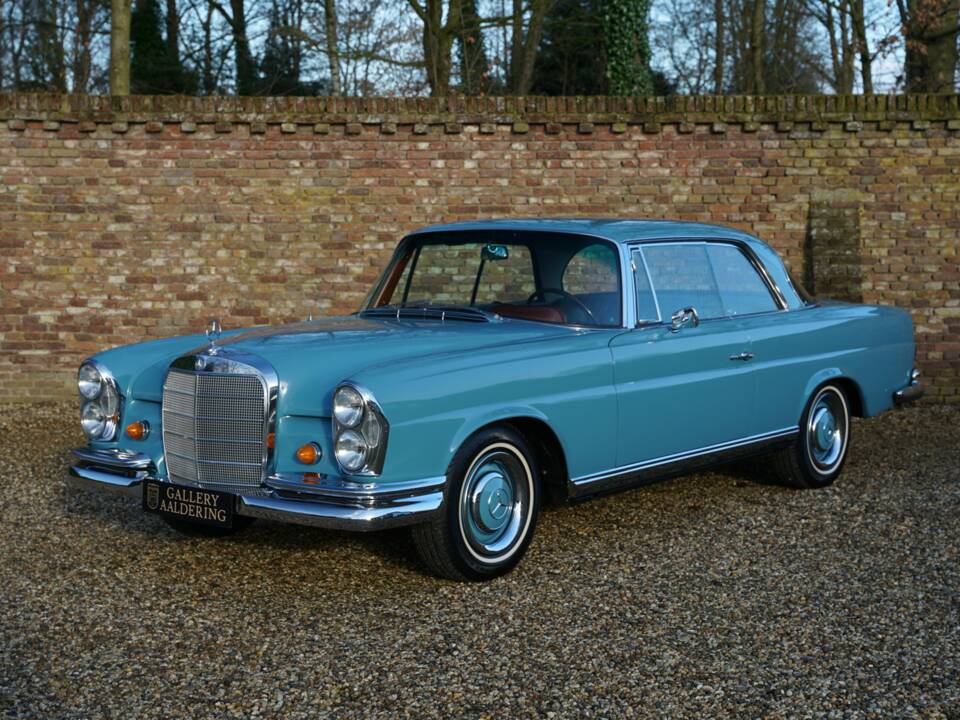 Bild 27/50 von Mercedes-Benz 250 SE (1967)