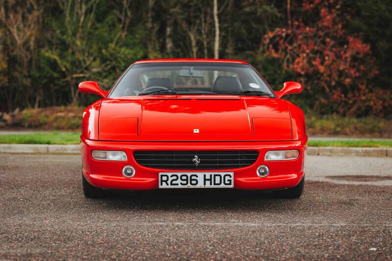 Image 26/50 de Ferrari F 355 Berlinetta (1998)