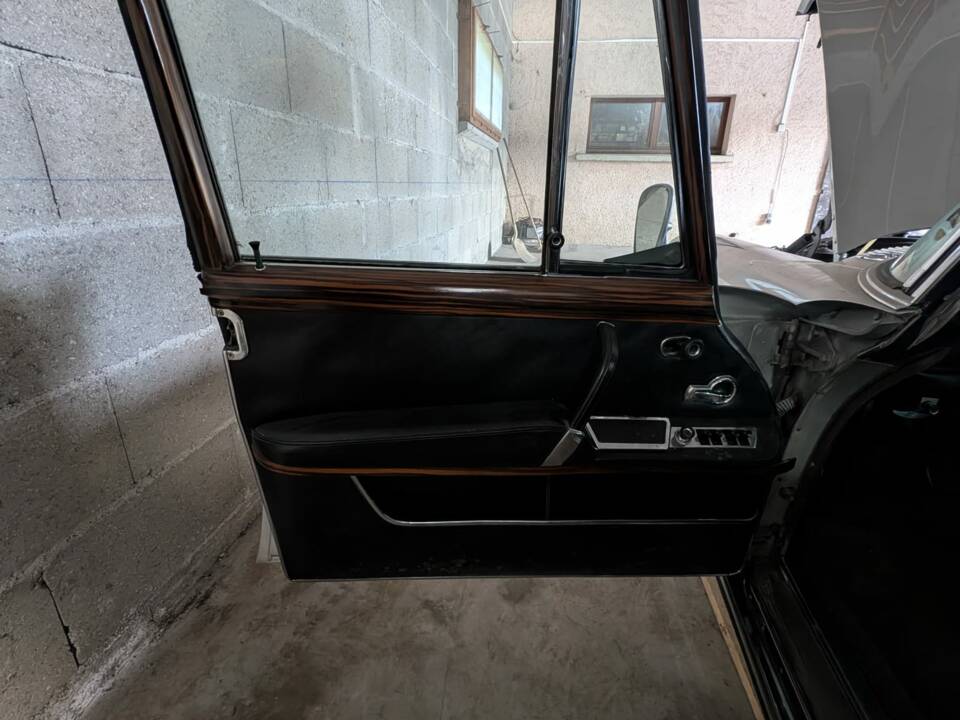 Image 36/46 of Mercedes-Benz 600 (1966)