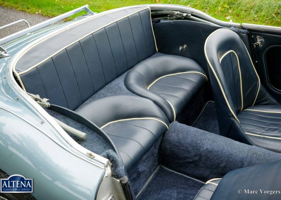 Immagine 34/44 di Austin-Healey 3000 Mk II (BN7) (1962)