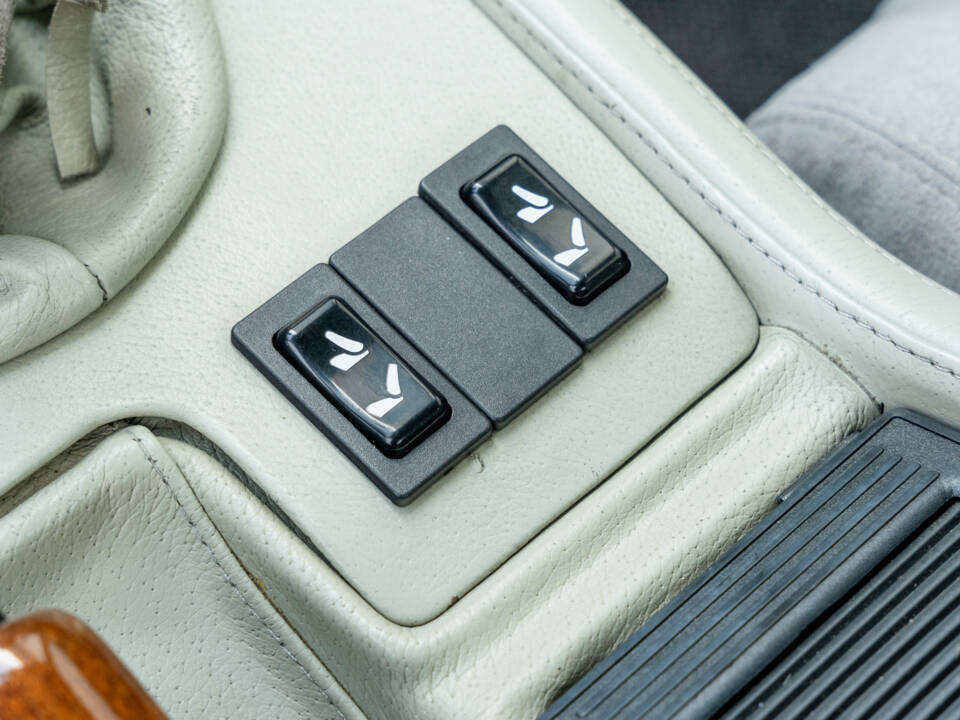 Image 46/73 of Maserati Biturbo 2.24V (1992)