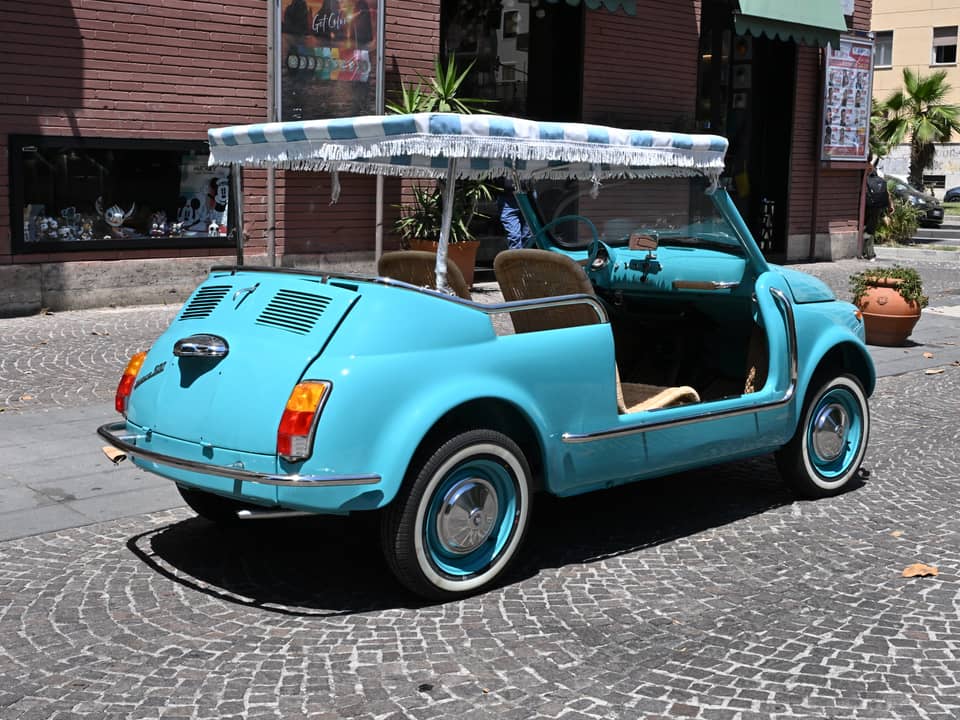 Image 9/90 of FIAT Ghia 500 Jolly (1970)