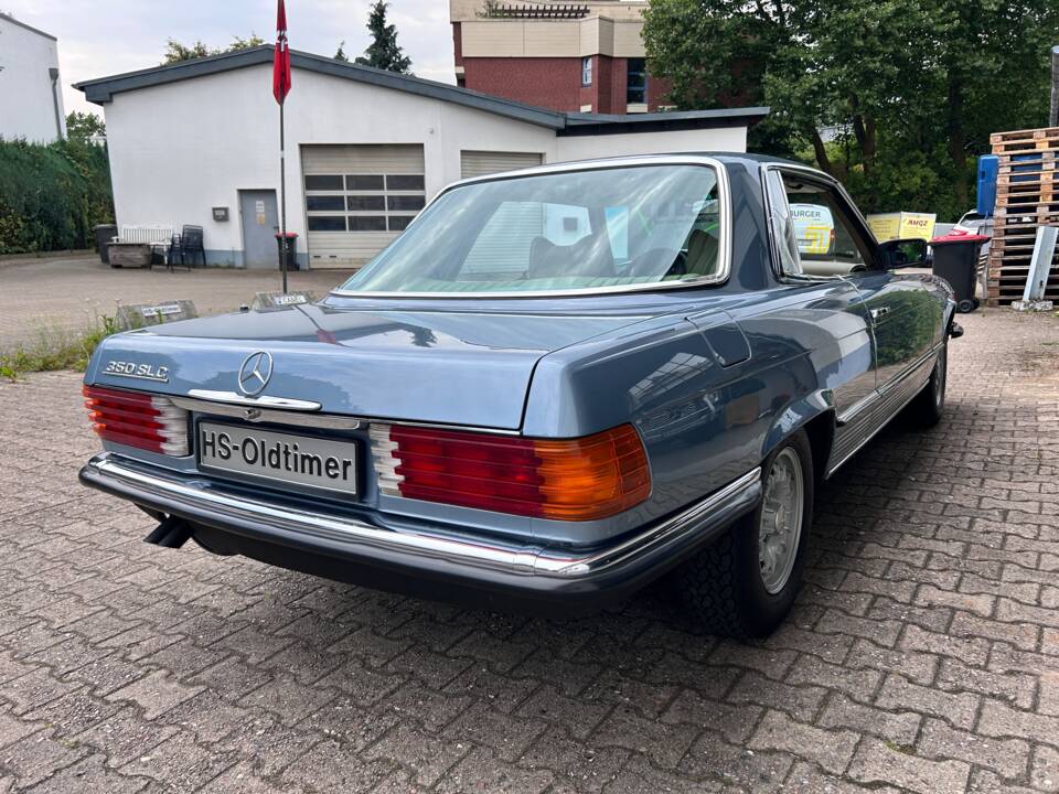 Image 33/39 de Mercedes-Benz 350 SLC (1978)
