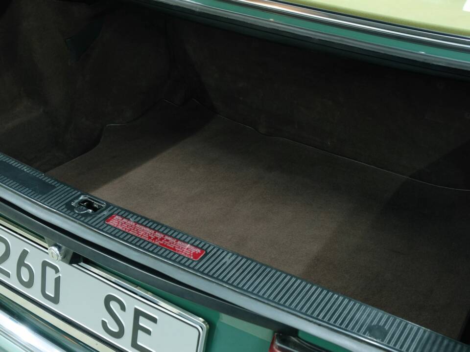 Bild 9/50 von Mercedes-Benz 260 SE (1990)