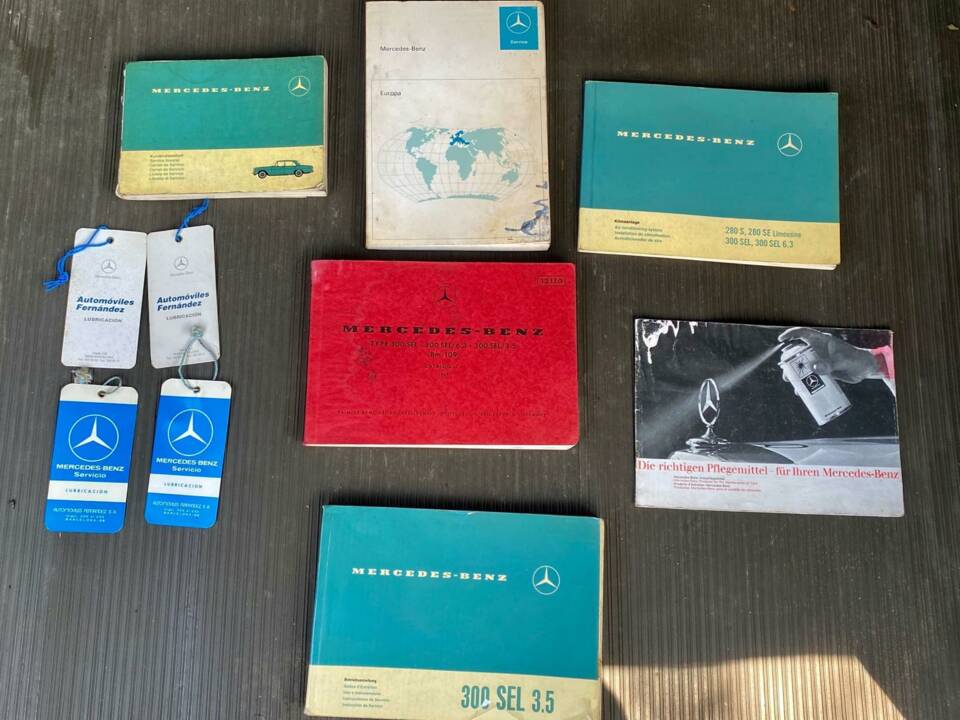 Afbeelding 2/9 van Mercedes-Benz 300 SEL 3.5 (1970)