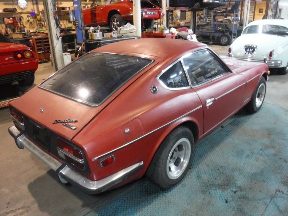 Image 4/48 of Datsun 240 Z (1971)