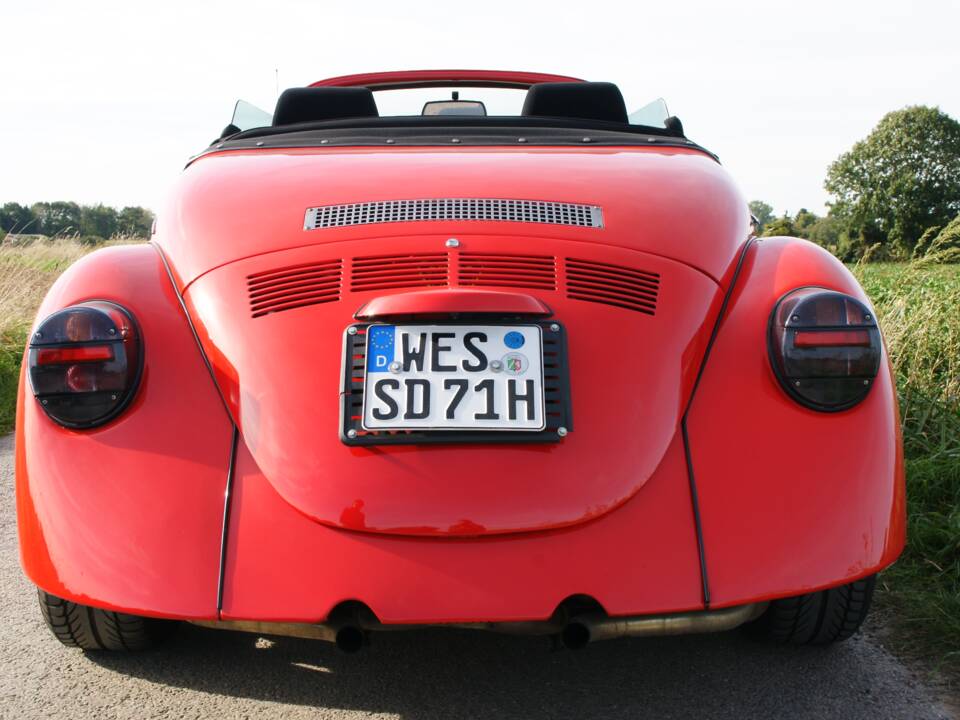 Image 4/9 de Volkswagen Beetle Speedster (1973)