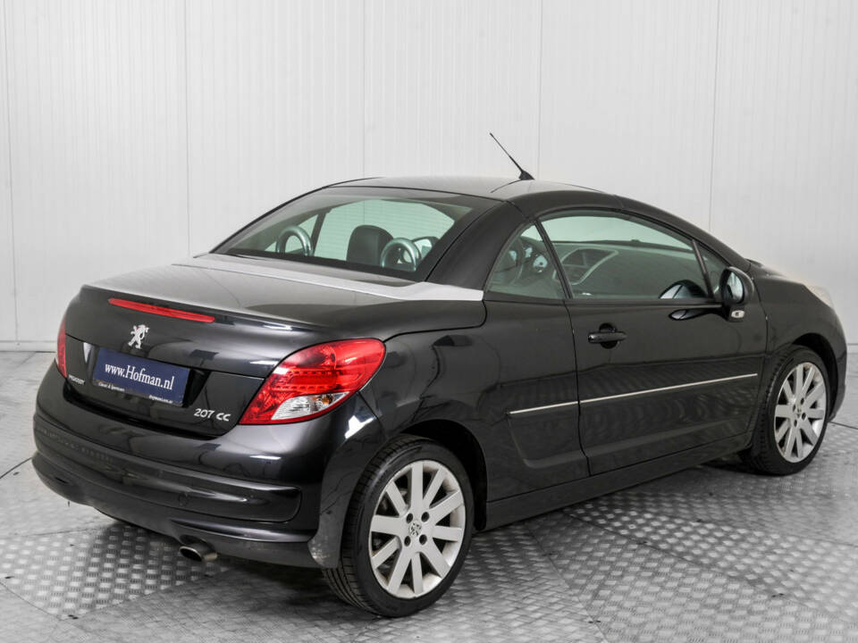 Afbeelding 30/47 van Peugeot 207 CC 1.6 VTi (2011)