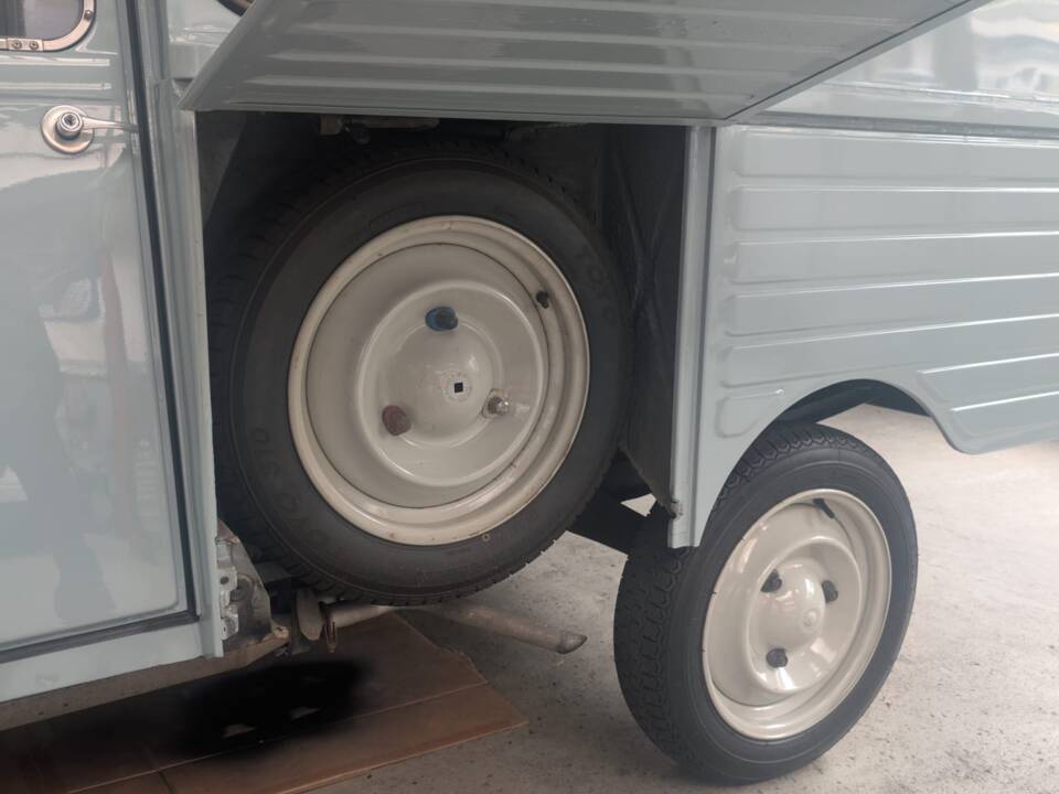 Image 14/17 de Citroën AK 400 (1970)