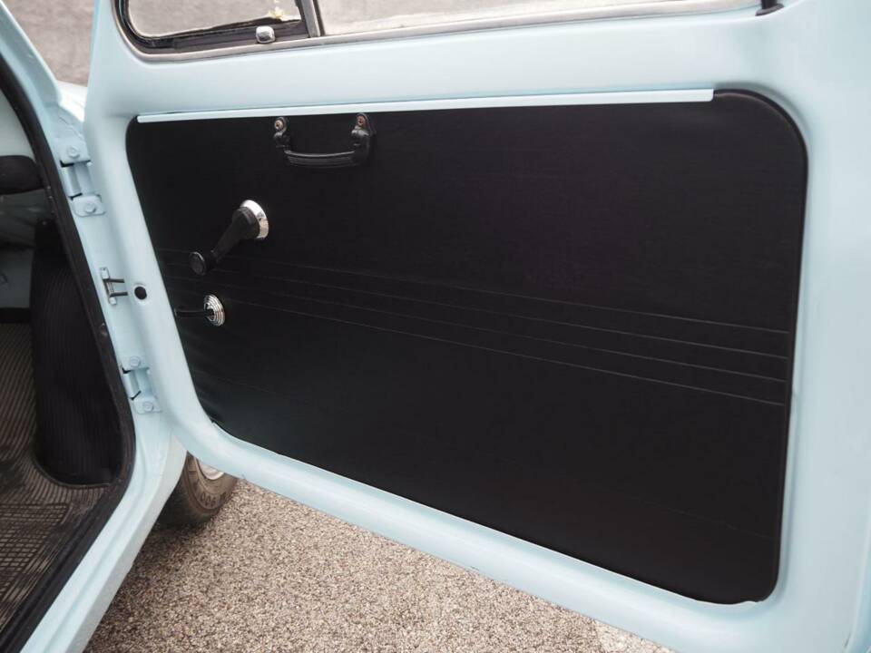 Image 27/43 of FIAT 500 F (1973)