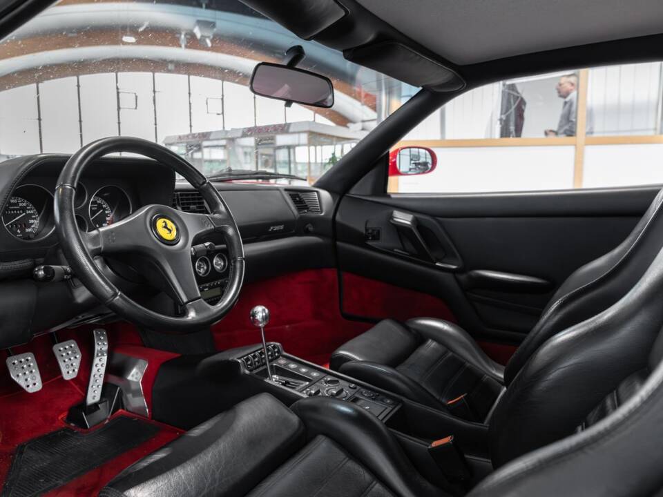Afbeelding 14/24 van Ferrari F 355 Berlinetta (1994)