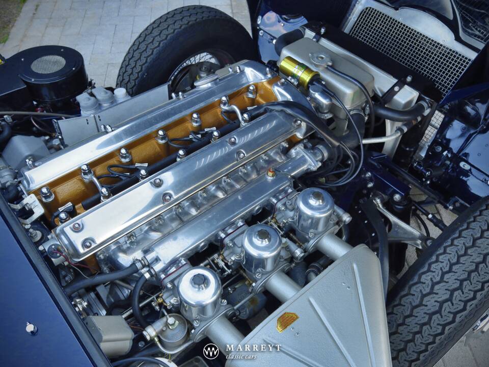 Image 22/80 de Jaguar Type E 4.2 (1966)