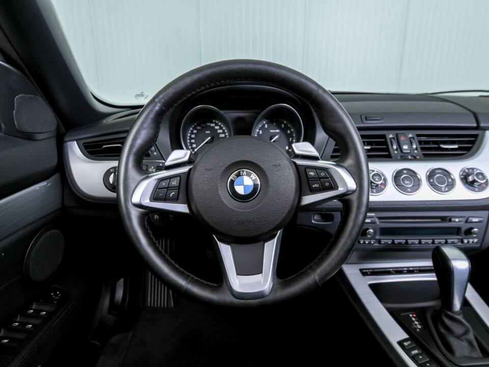 Image 8/50 of BMW Z4 sDrive23i (2010)