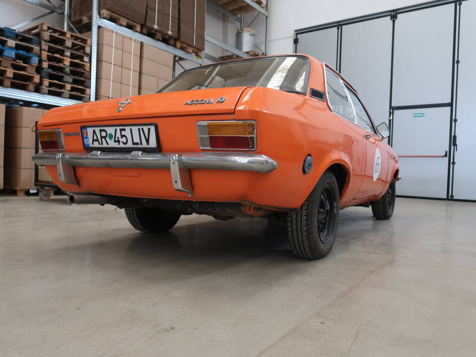 Bild 28/67 von Opel Ascona Caravan 1,9 S (1975)