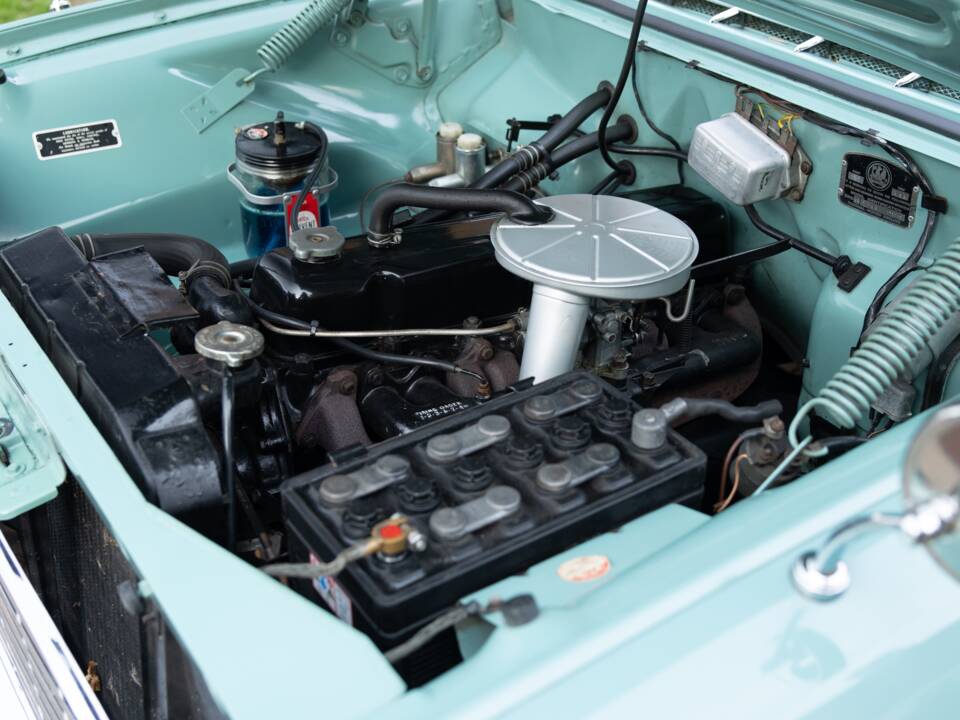 Bild 5/50 von Vauxhall Cresta (1961)