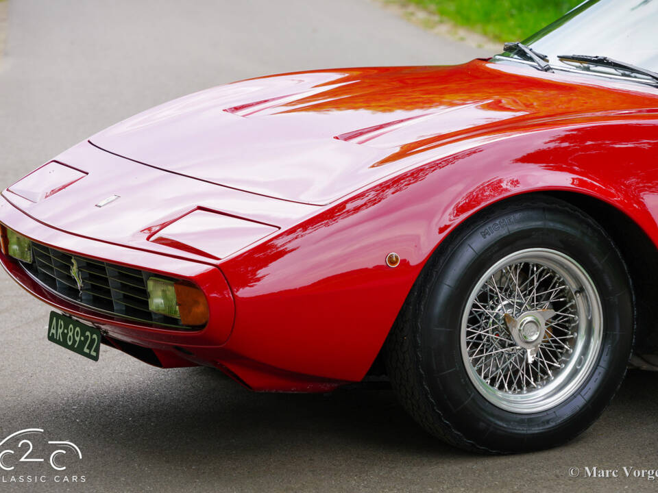 Image 23/80 of Ferrari 365 GTC&#x2F;4 (1972)