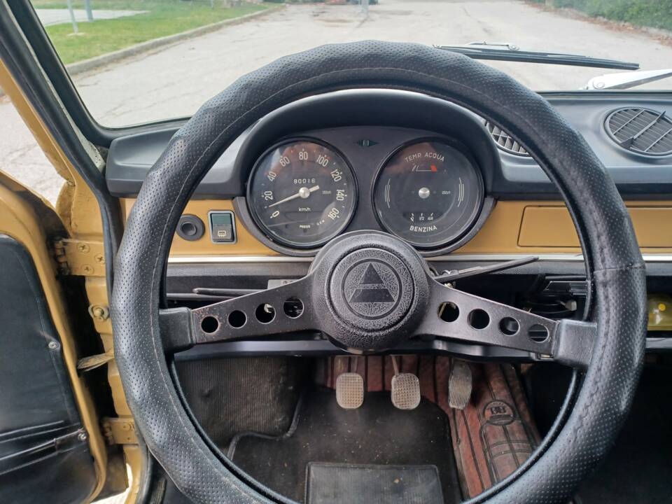 Image 45/85 of Autobianchi A112 (1974)