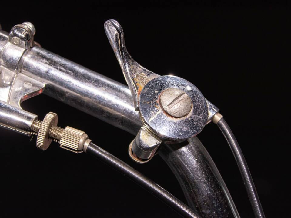 Afbeelding 14/50 van Triumph DUMMY (1969)