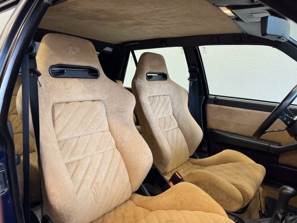 Immagine 17/66 di Lancia Delta HF Integrale Evoluzione II (1993)