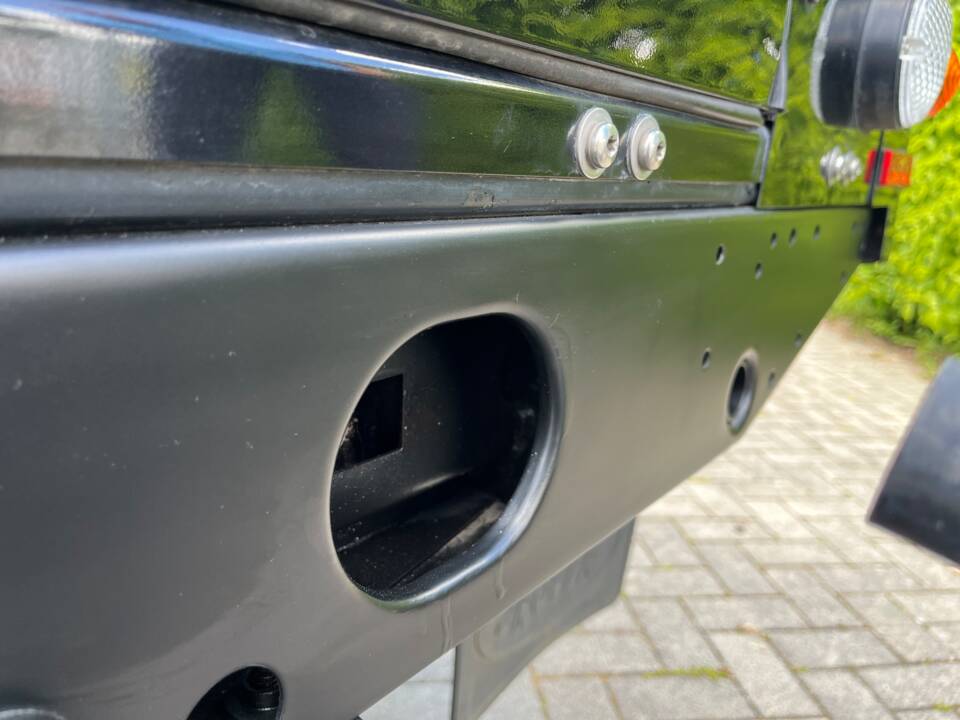 Image 9/93 of Land Rover Defender 110 (2014)