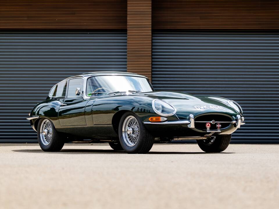 Bild 1/50 von Jaguar E-Type 4.2 (1965)