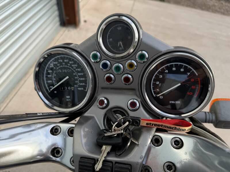 Immagine 8/30 di BMW R 850 R (2001)