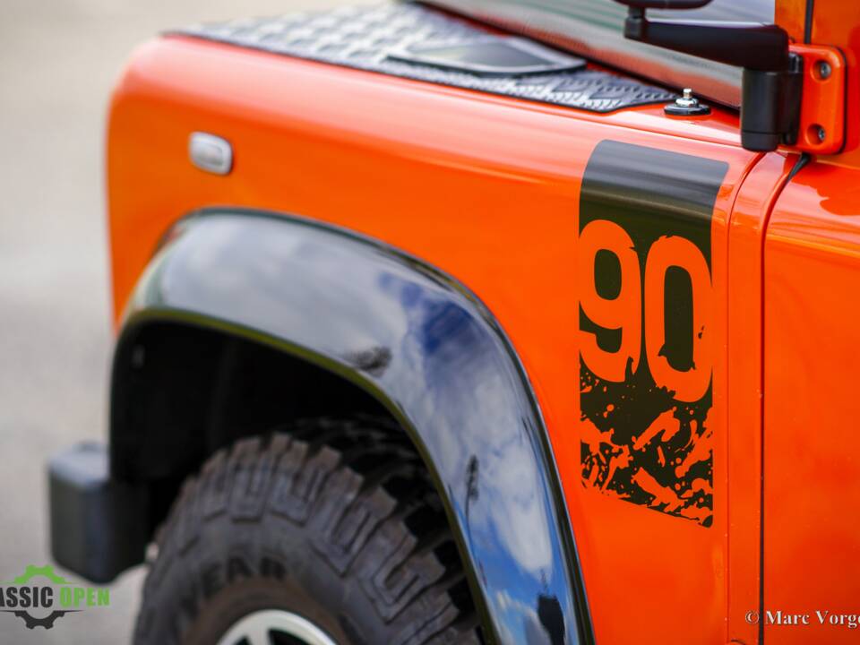 Image 32/41 of Land Rover Defender (2016)