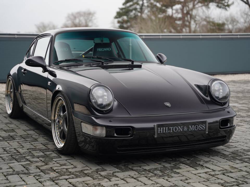 Bild 32/50 von Porsche 911 Carrera 4 (1990)