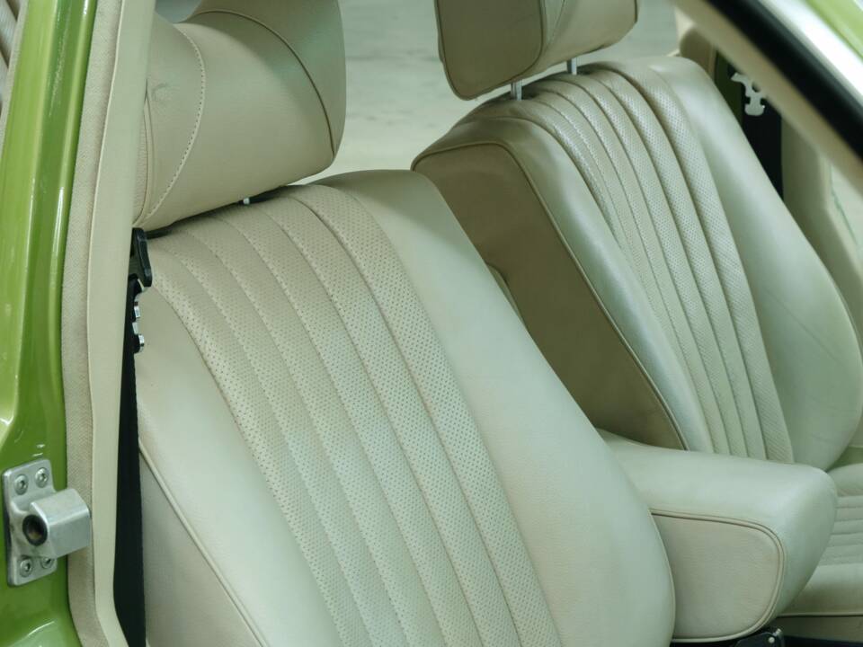 Image 44/50 de Mercedes-Benz 450 SEL 6,9 (1976)