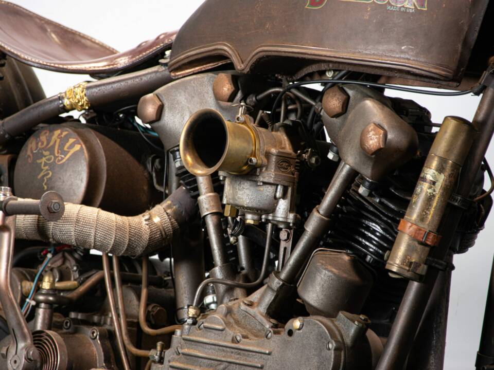 Image 39/50 of Harley-Davidson FXSTC 1340 Softail Custom (1989)