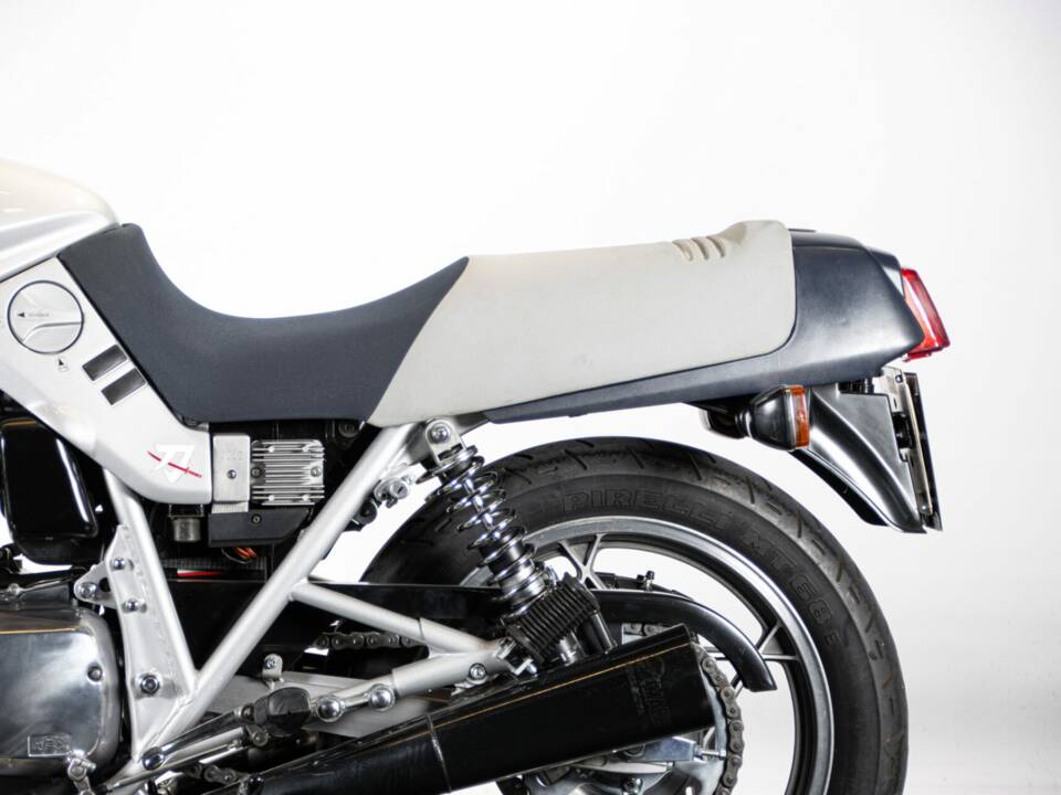 Immagine 15/50 di Suzuki GSX 750S Katana (1982)