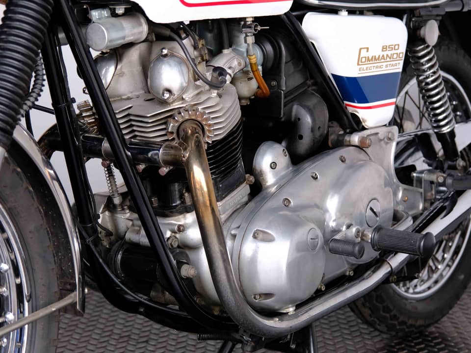 Image 35/83 of Norton 850 MKIII Roadster (1975)