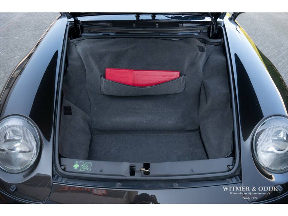 Bild 33/34 von Porsche 911 Carrera (1996)