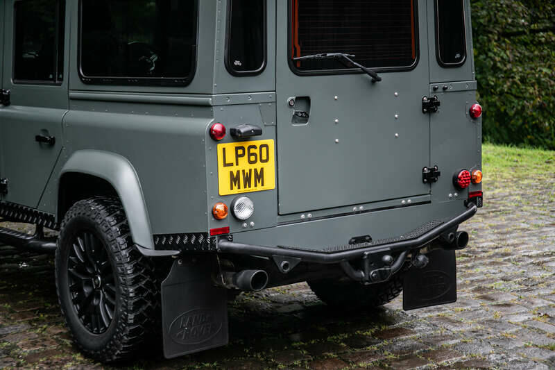 Bild 8/50 von Land Rover Defender 110 Works V8 (2011)