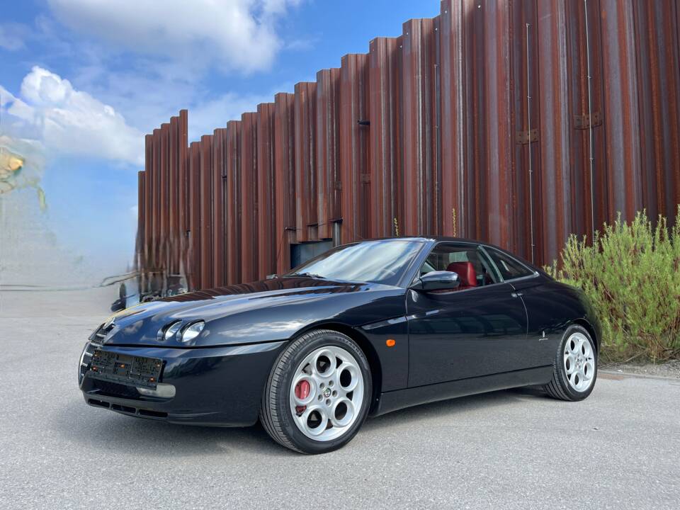 Image 1/64 of Alfa Romeo GTV 3.2 V6 24V (2003)