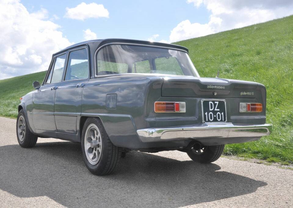 Immagine 6/8 di Alfa Romeo Giulia 1300 TI (1966)