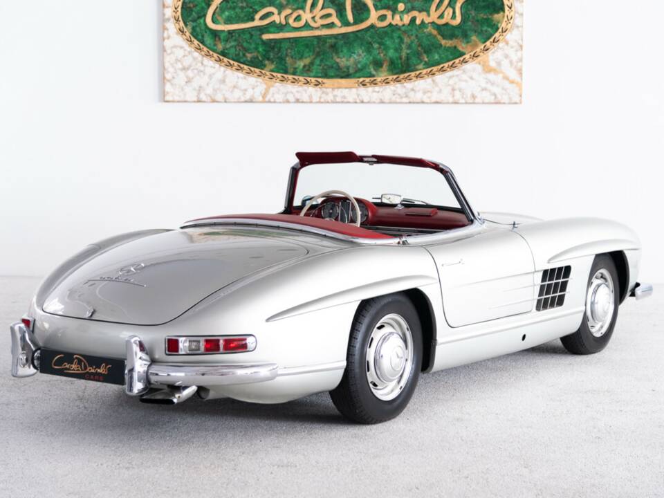 Image 9/36 of Mercedes-Benz 300 SL Roadster (1961)