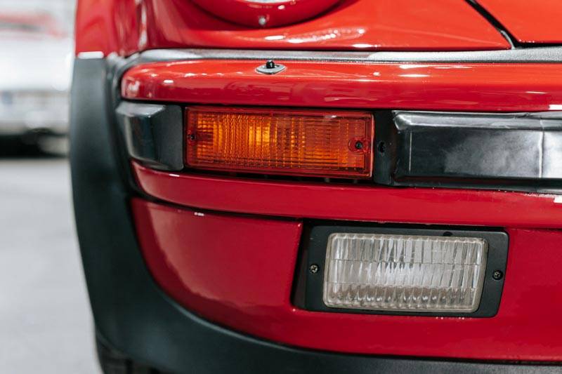Image 19/40 de Porsche 911 Turbo 3.3 (1986)